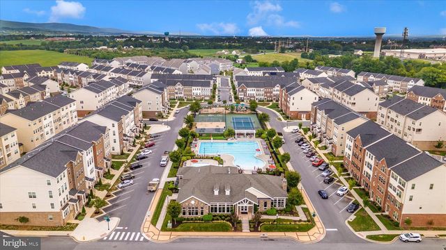 6036 FORUM SQ, Frederick, MD 21703