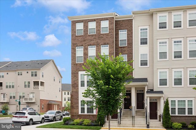 6036 FORUM SQ, Frederick, MD 21703