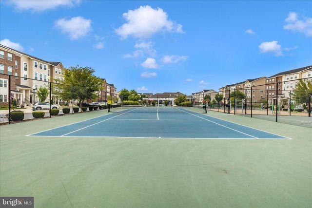 6036 FORUM SQ, Frederick, MD 21703