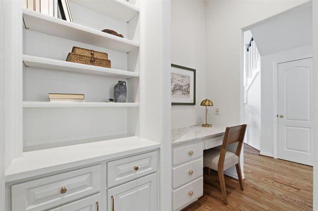 1717 Allium DR, Austin, TX 78733