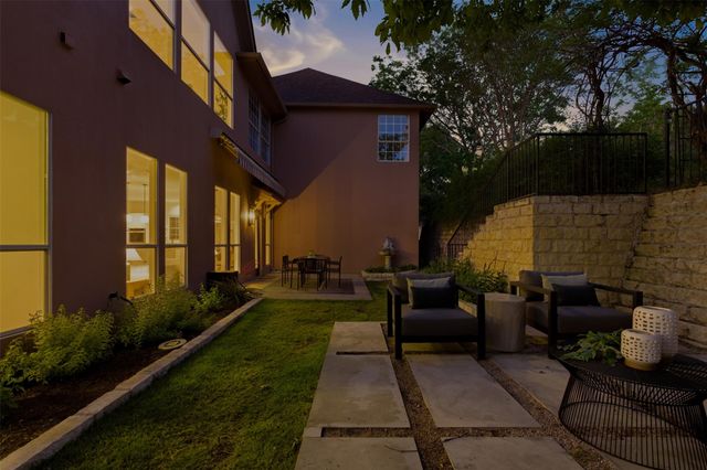 1717 Allium DR, Austin, TX 78733