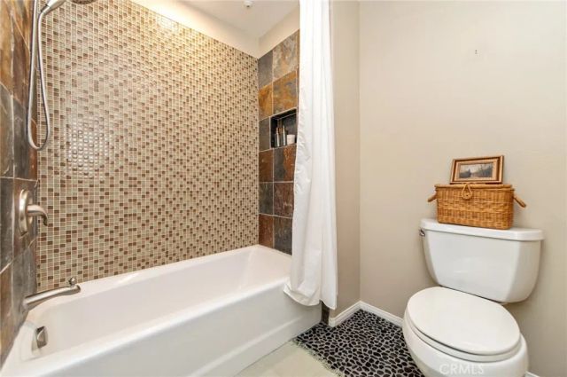 2605 Ladrillo Aisle, Irvine, CA 92606