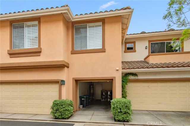 2605 Ladrillo Aisle, Irvine, CA 92606