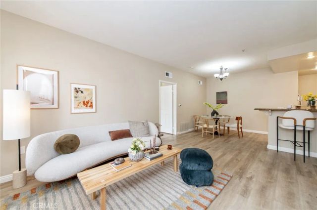 2605 Ladrillo Aisle, Irvine, CA 92606