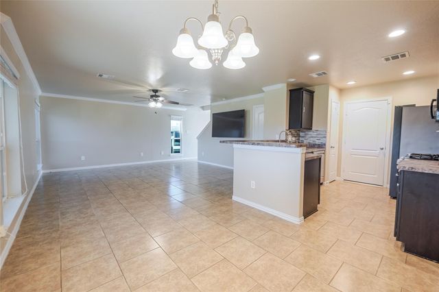 16614 Highland Villa Lane, Humble, TX 77396