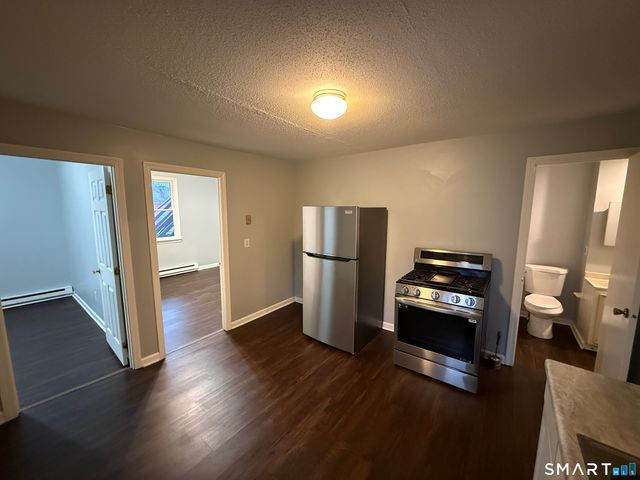 52 Crown Street, Naugatuck, CT 06770