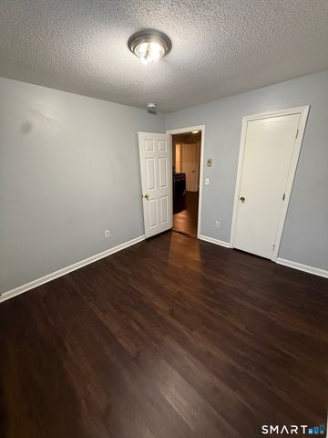 52 Crown Street, Naugatuck, CT 06770