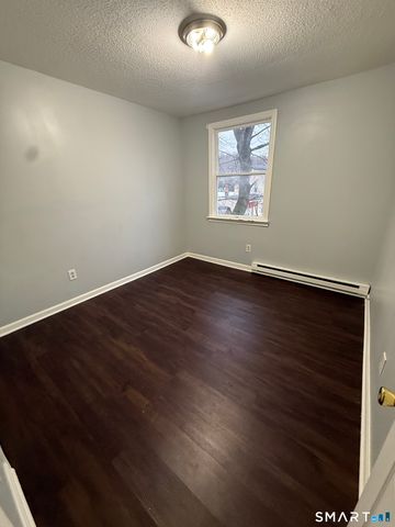 52 Crown Street, Naugatuck, CT 06770