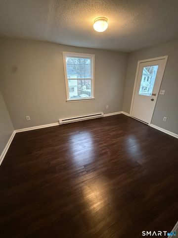 52 Crown Street, Naugatuck, CT 06770