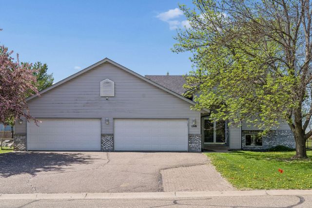 12181 Walnut Drive, Rogers, MN 55374