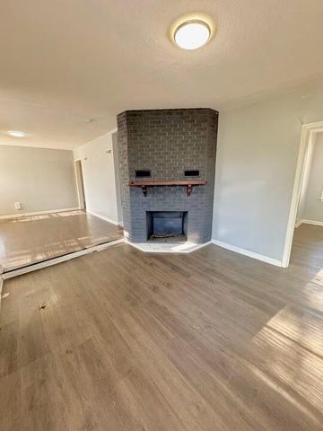 6876 Sni A Bar Road, Kansas City, MO 64129