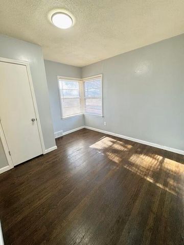 6876 Sni A Bar Road, Kansas City, MO 64129