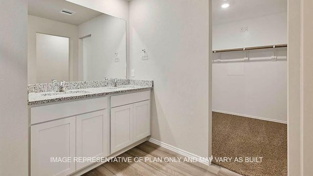 473 Harvest Lake Drive, Snook, TX 77878