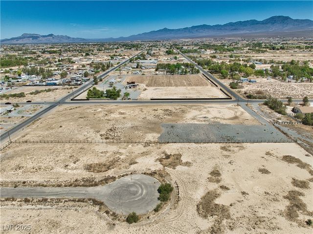 2041 Manse Road, Pahrump, NV 89048