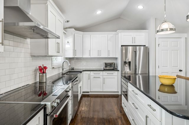 101 Century Oak Dr, Franklin, TN 37069