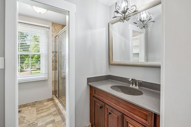 101 Century Oak Dr, Franklin, TN 37069