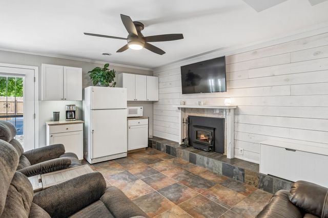 101 Century Oak Dr, Franklin, TN 37069
