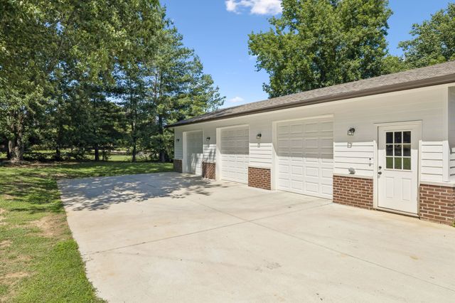 101 Century Oak Dr, Franklin, TN 37069