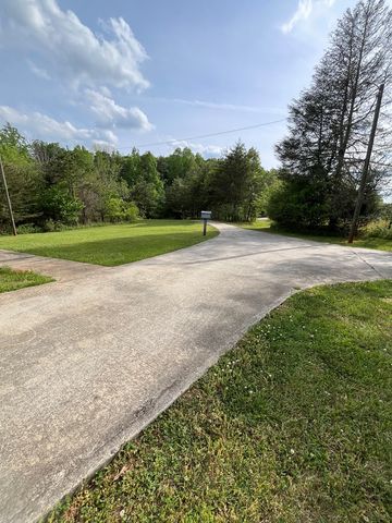 960 Asbury Mill Road, Cleveland, GA 30528