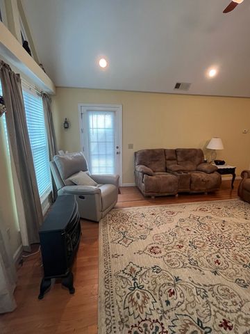 960 Asbury Mill Road, Cleveland, GA 30528