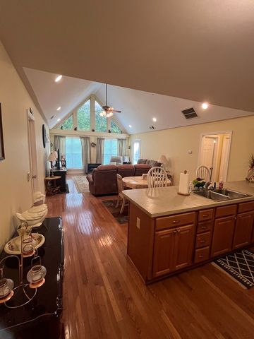960 Asbury Mill Road, Cleveland, GA 30528