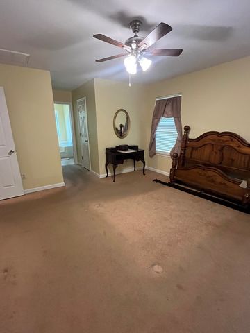 960 Asbury Mill Road, Cleveland, GA 30528