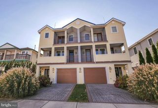 214 N DECATUR AVE #3B, Margate City, NJ 08402