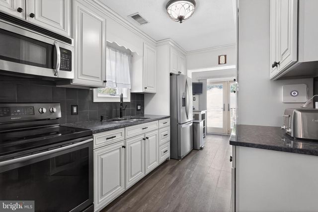 129 FIRST AVE, Glendora, NJ 08029