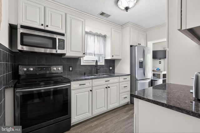 129 FIRST AVE, Glendora, NJ 08029
