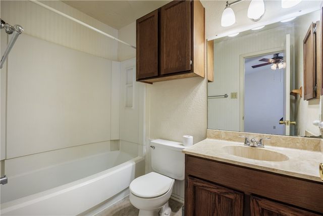 2809 Saint Joseph St A, Corpus Christi, TX 78418