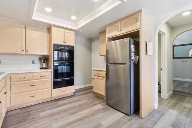 9704 Indian Creek Way, Escondido, CA 92026