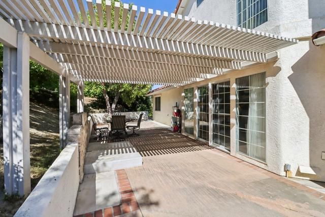 9704 Indian Creek Way, Escondido, CA 92026