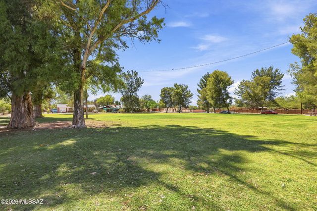 4927 E Adams Street, Tucson, AZ 85712
