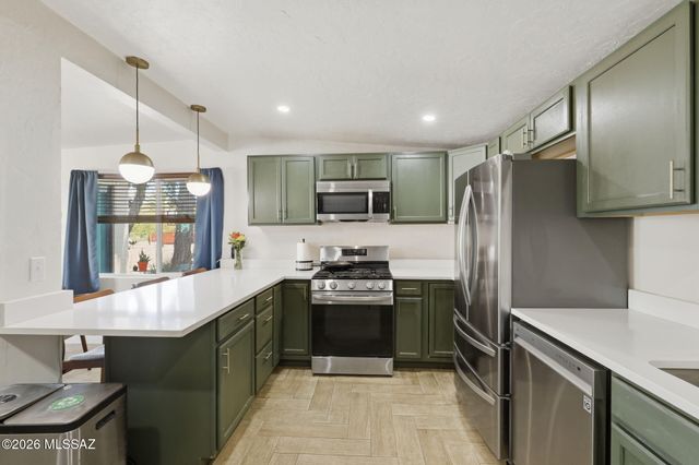 4927 E Adams Street, Tucson, AZ 85712
