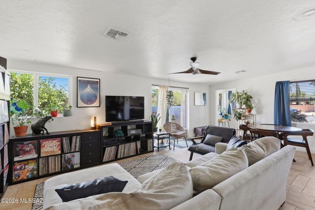 4927 E Adams Street, Tucson, AZ 85712
