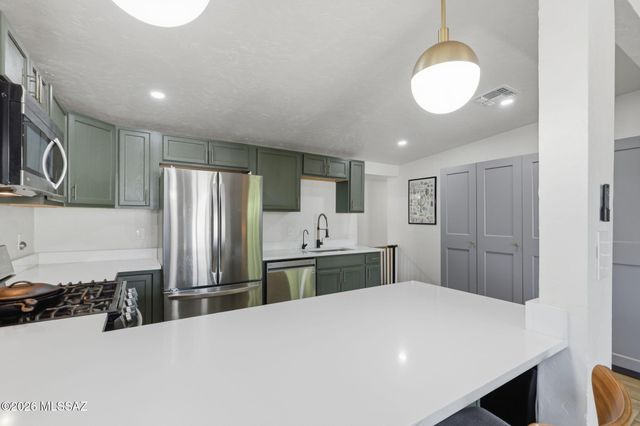 4927 E Adams Street, Tucson, AZ 85712