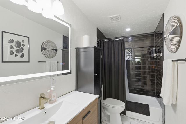 4927 E Adams Street, Tucson, AZ 85712