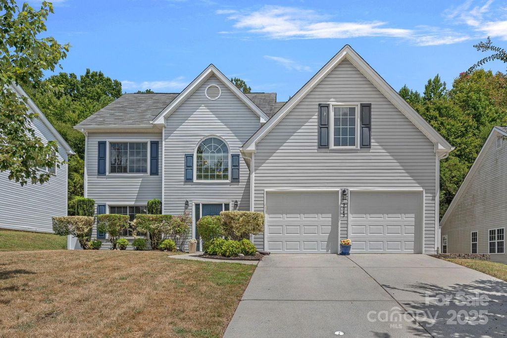 2043 Covered Bridge Court, Rock Hill, SC 29732