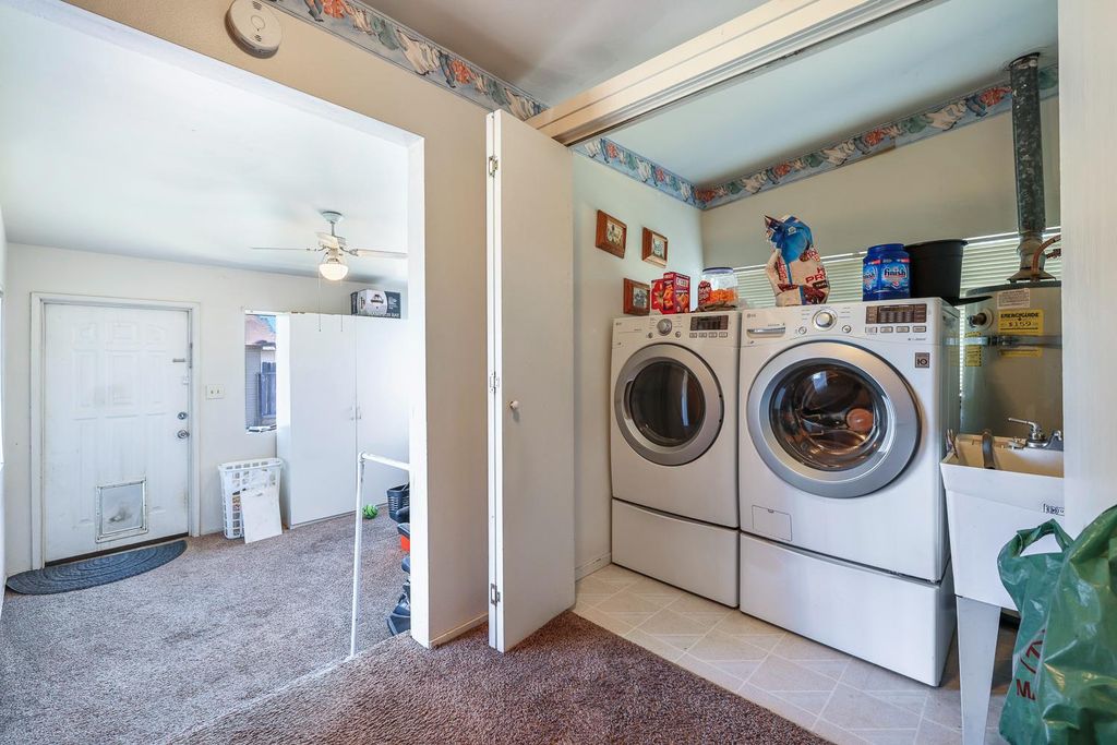 Image 14 of property listing at 2637 A Street, Selma, CA 93662