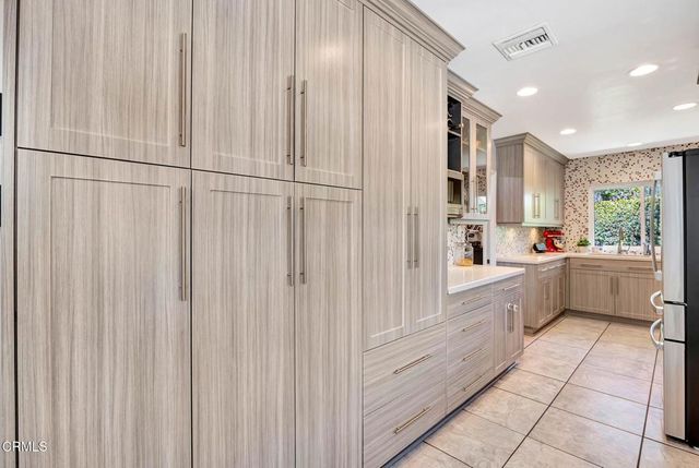 14921 Leadwell Street, Van Nuys, CA 91405