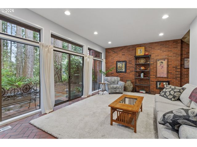 1200 Ne TERRITORIAL Rd 75, Canby, OR 97013