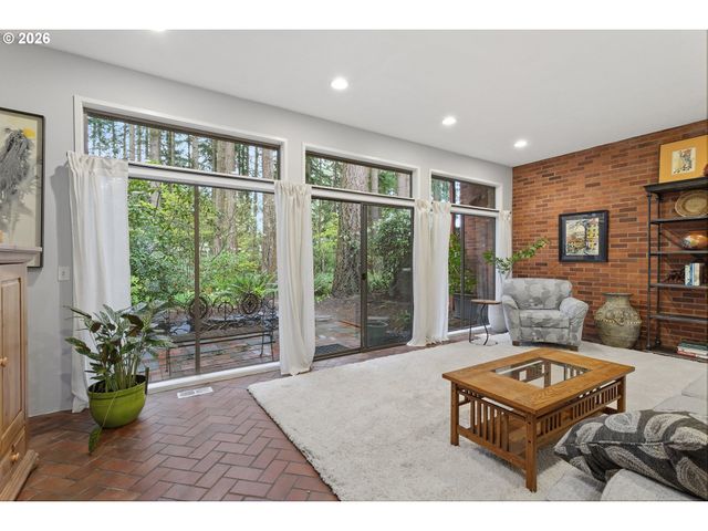 1200 Ne TERRITORIAL Rd 75, Canby, OR 97013