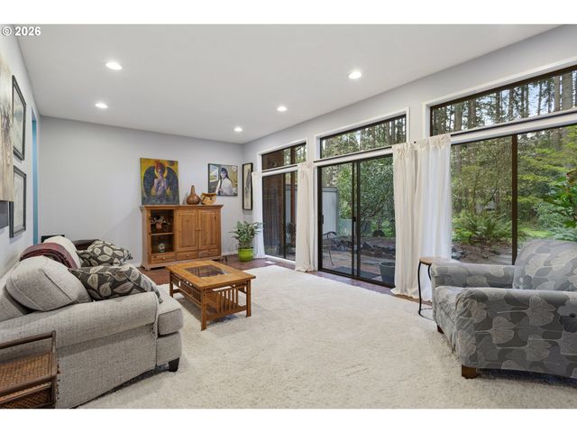 1200 Ne TERRITORIAL Rd 75, Canby, OR 97013