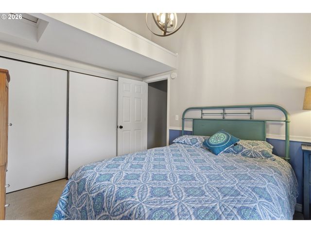 1200 Ne TERRITORIAL Rd 75, Canby, OR 97013