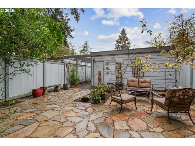 1200 Ne TERRITORIAL Rd 75, Canby, OR 97013