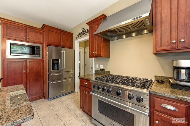 15528 Dan Patch Drive, Plainfield, IL 60544