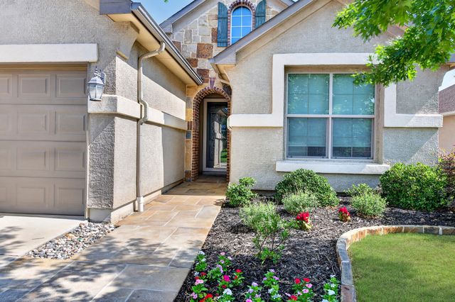 9508 Rivercrest Drive, Denton, TX 76207