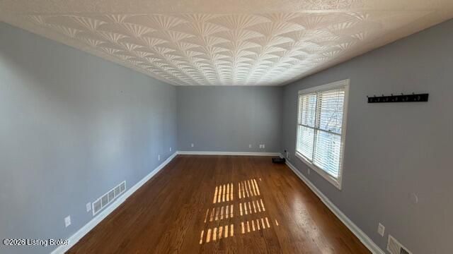 111 N Salem Dr, Bardstown, KY 40004