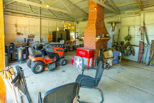 3702 Highway 231, N, Shelbyville, TN 37160