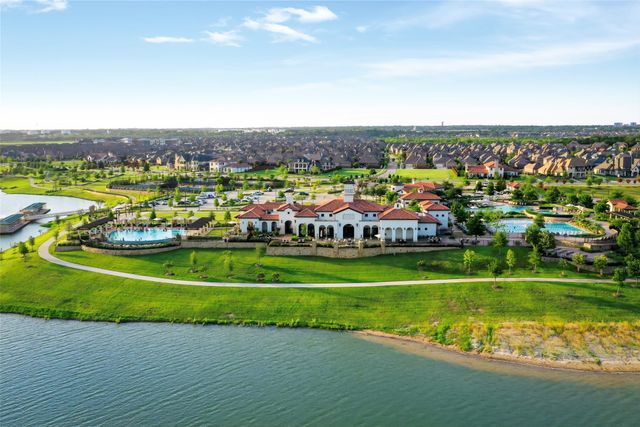 1125 Blue Lake Boulevard, Arlington, TX 76005